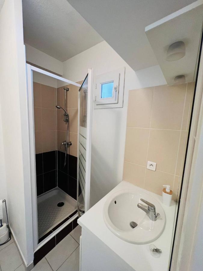 Studio Le 2, Free Parking, Free Wifi, Transports Apartment Ним Екстериор снимка